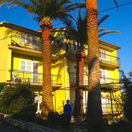 Hotel House Rozi Palit Exterior foto