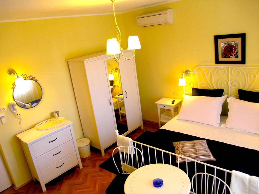 Hotel House Rozi Palit Exterior foto