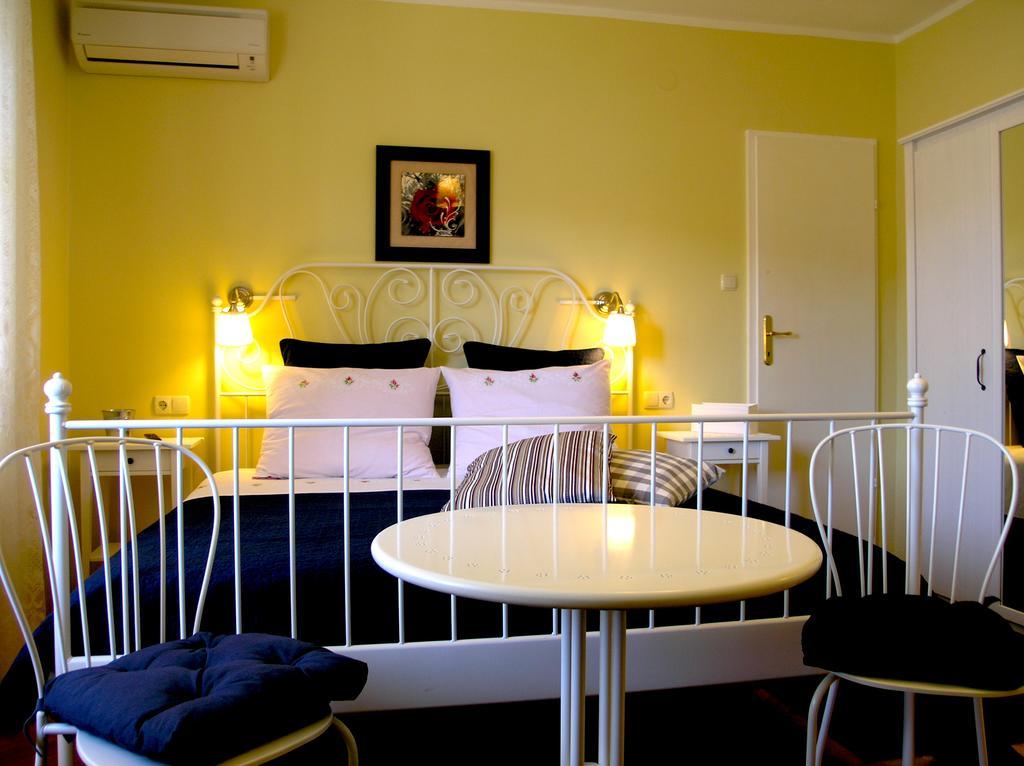 Hotel House Rozi Palit Habitación foto