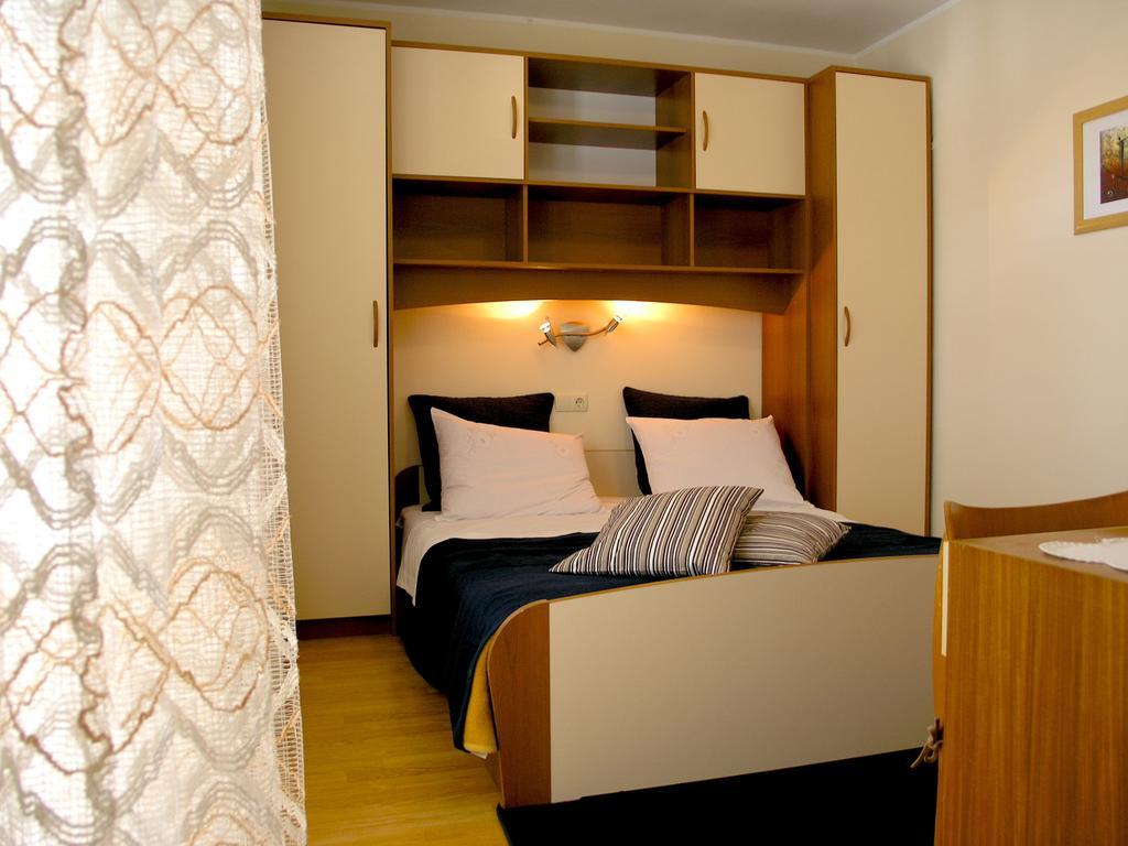 Hotel House Rozi Palit Habitación foto
