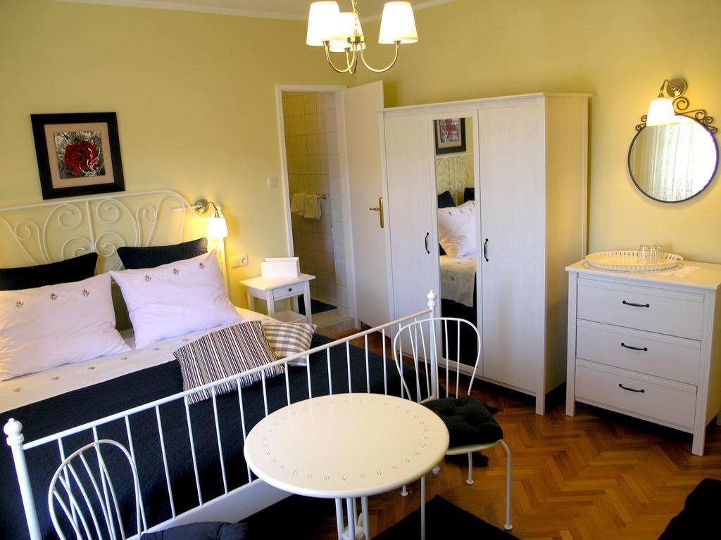 Hotel House Rozi Palit Habitación foto