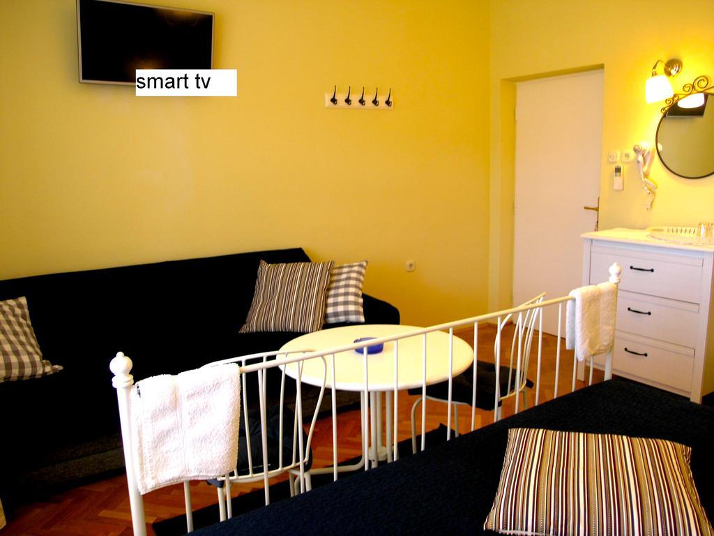 Hotel House Rozi Palit Habitación foto